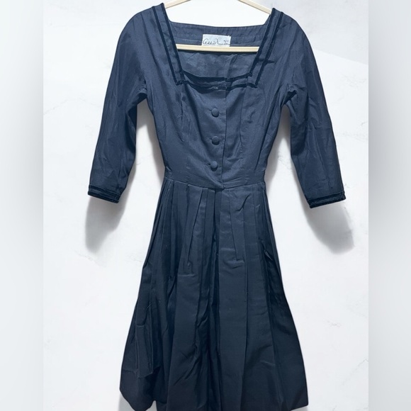 True vintage 1950s Addie Masters California black cocktail dress-S - Picture 3 of 7